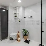 Fantasy House, Cozzy Apartmens, Free Parking, Long Welcome