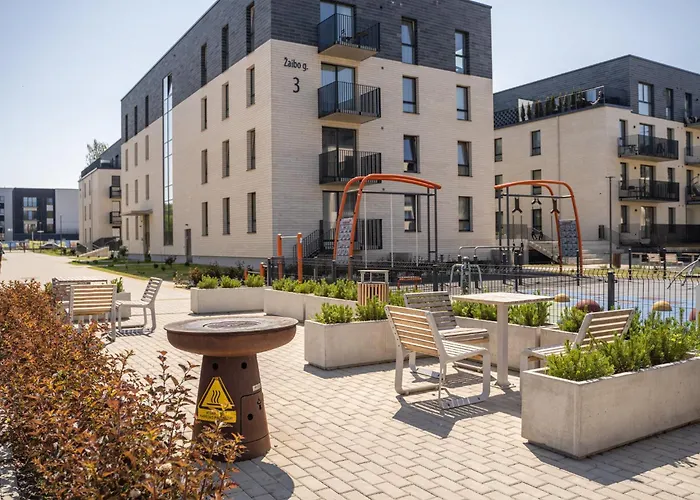 Fantasy House, Cozzy Apartmens, Free Parking, Long Welcome Апартаменты *